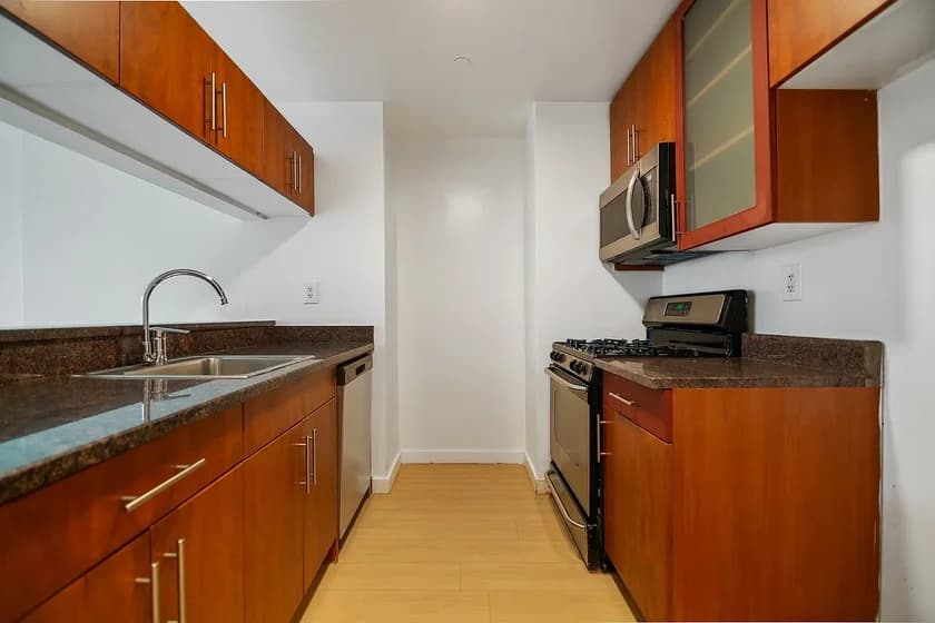 Marc 260 W 54 St #12A, Manhattan, NY 10019 apartment_kitchen 1