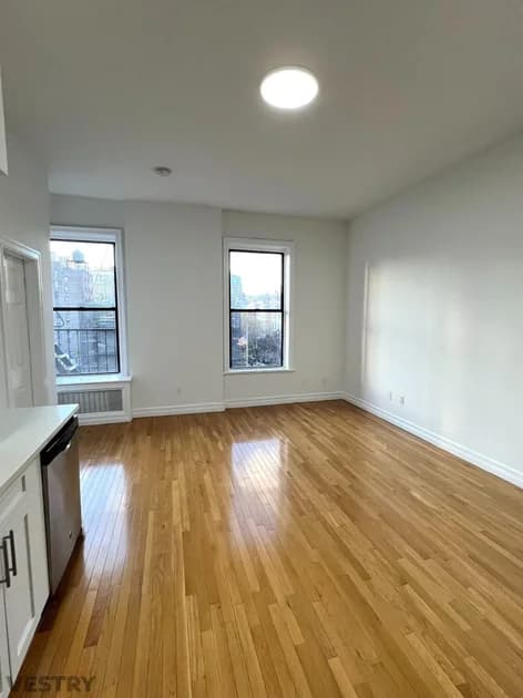 66 West 77 Street #55, Manhattan, NY 10023