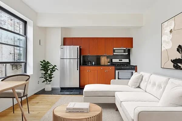 201 West 11 Street #6G, Manhattan, NY 10014 apartment_living_room 1