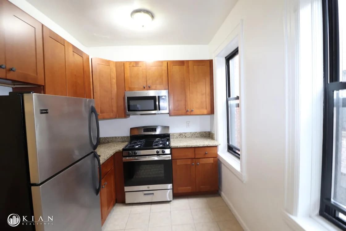 132-70 Sanford Avenue #6A, Queens, NY 11355 1