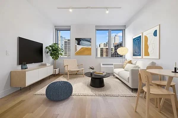 550 West 54 Street #2121, Manhattan, NY 10019