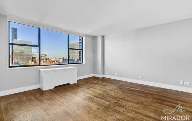 330 East 39 Street #17E, Manhattan, NY 10016