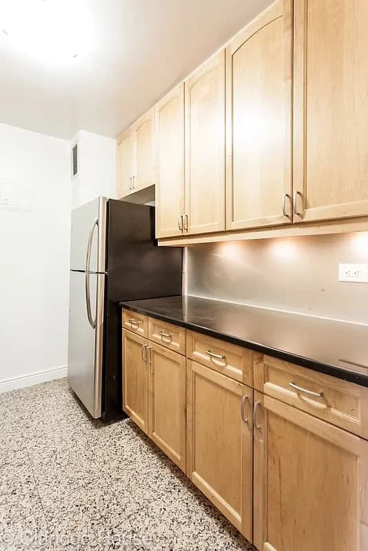 201 East 87 Street #3H, Manhattan, NY 10128 apartment_kitchen 1
