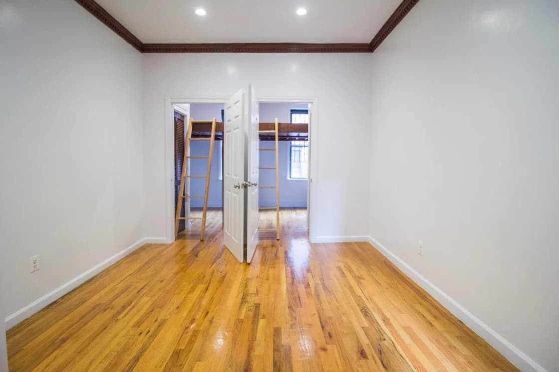 215 East 10 Street #15, Manhattan, NY 10003 1