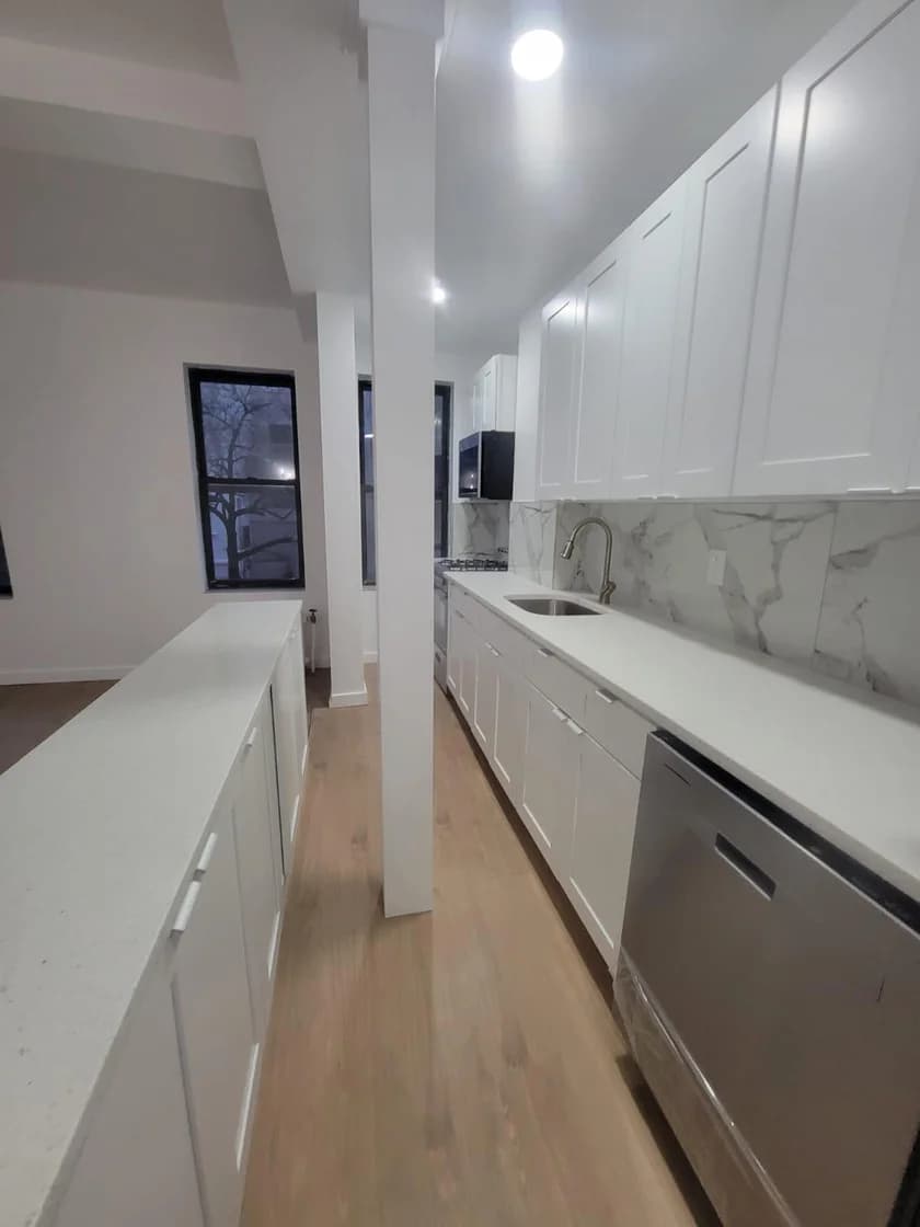 201 East 35 Street #8E, Manhattan, NY 10016 1