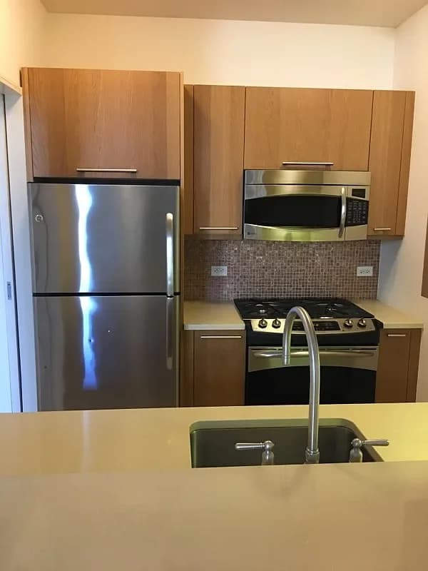 400 West 63 Street #520, Manhattan, NY 10069 apartment_kitchen 1