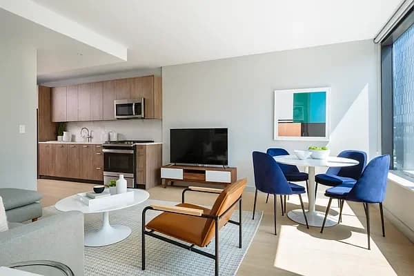 311 11 Avenue #1907, Manhattan, NY 10001 apartment_kitchen 1