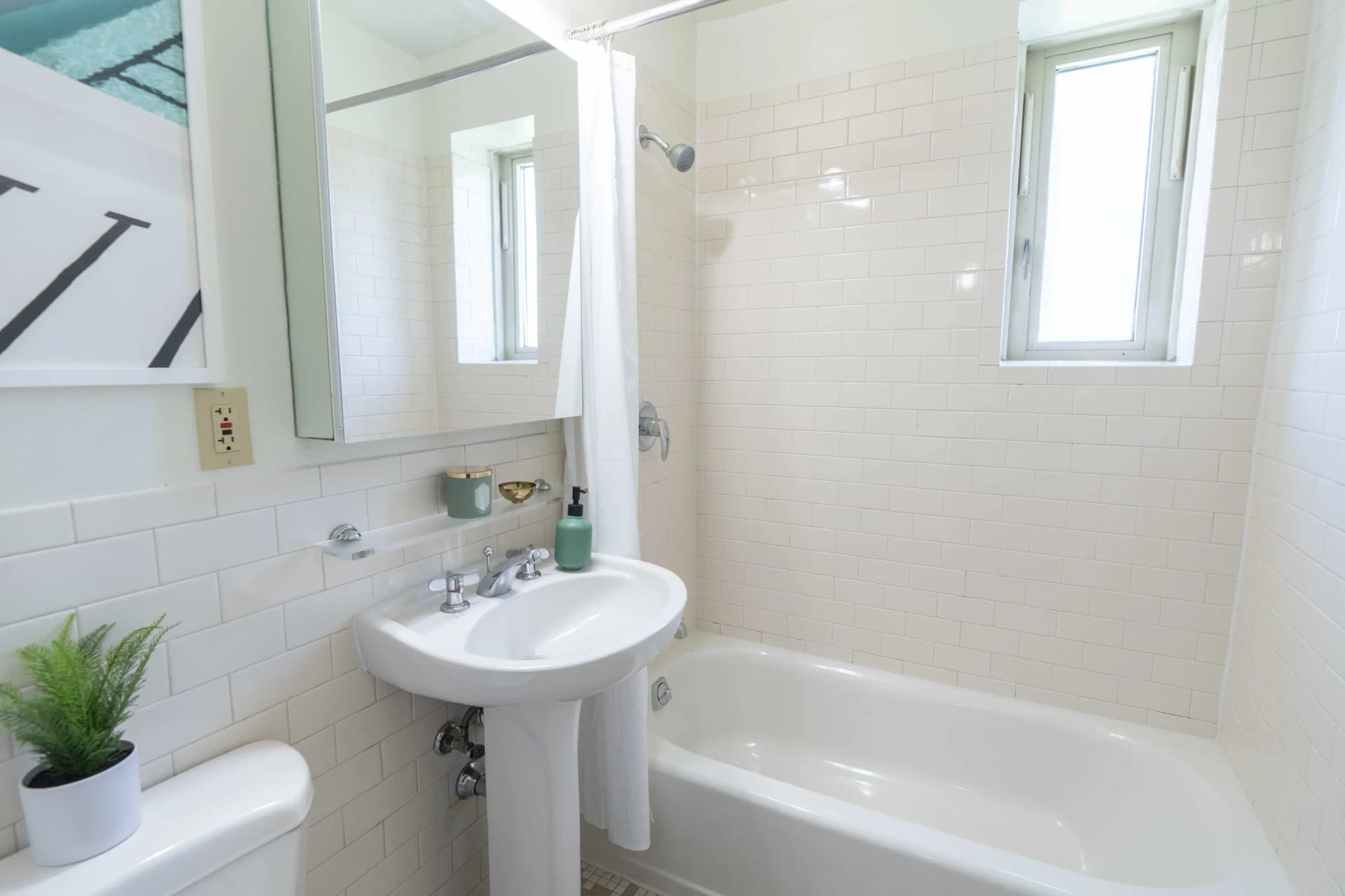 19 Stuyvesant Oval #11-C, Manhattan, NY 10009