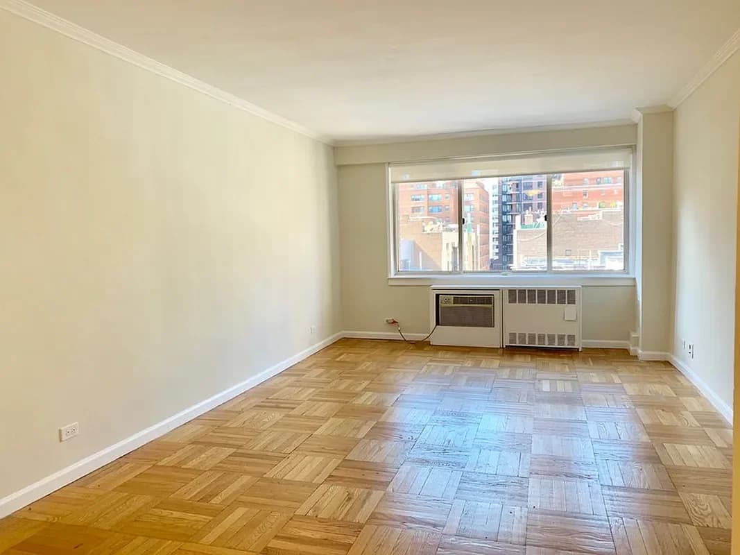 360 East 65 Street #010C, Manhattan, NY 10065 apartment_living_room 1