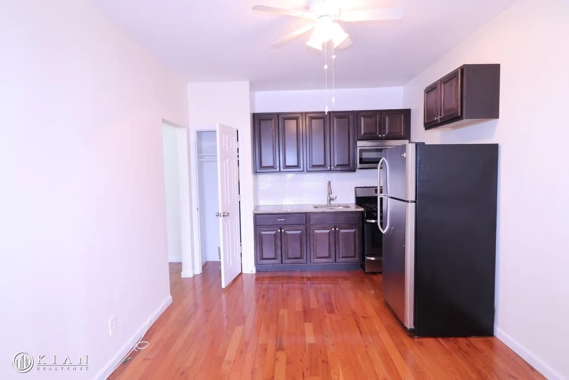 139-16 34 Road #A4, Queens, NY 11354 1