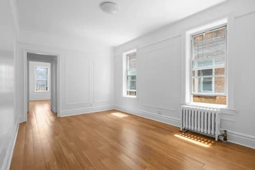 35-21 28 Street #C3, Queens, NY 11106