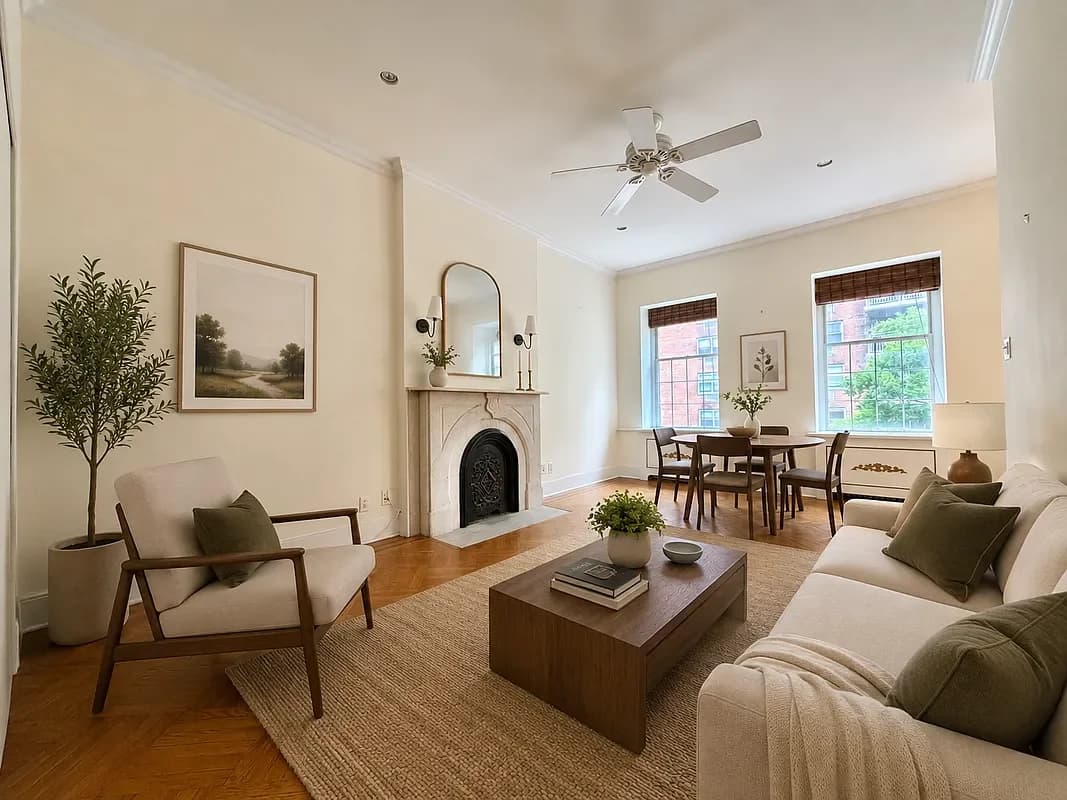 131 East 35 Street #4, Manhattan, NY 10016 apartment_living_room 1