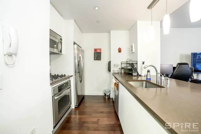 306 Gold Street #10D, Brooklyn, NY 11201 1
