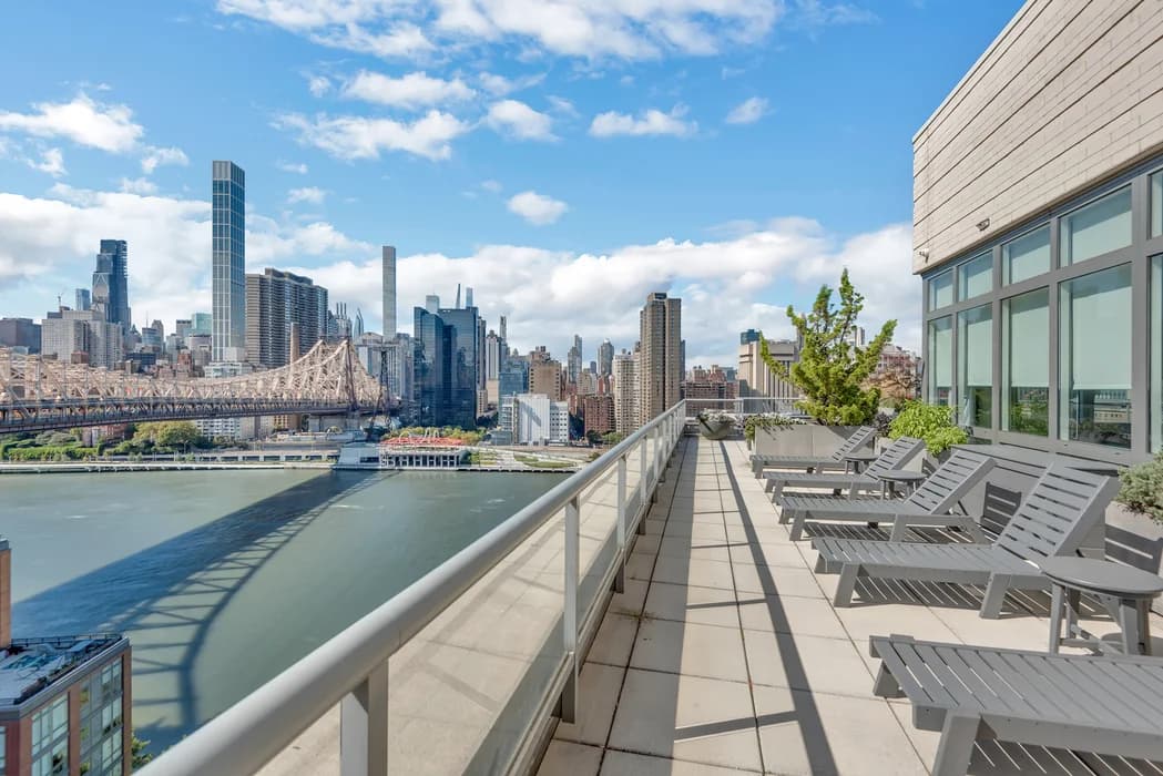 415 Main Street #15E, Manhattan, NY 10044 1