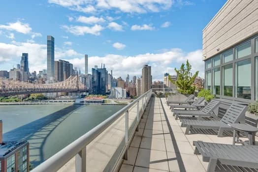 415 Main Street #15E, Manhattan, NY 10044