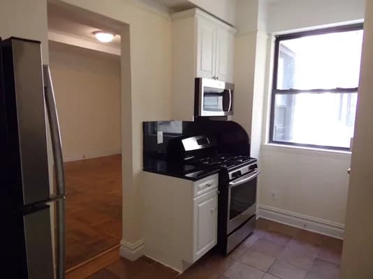 200 West 90 Street #9E, Manhattan, NY 10024