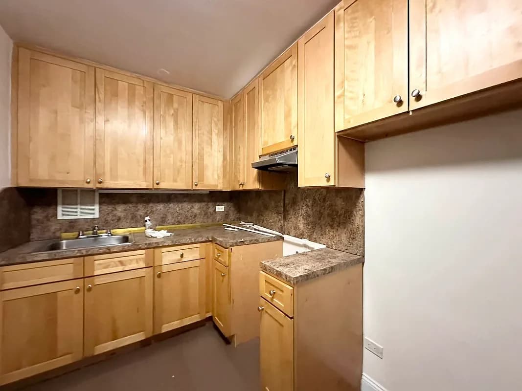 178-10 Wexford Terrace #3U, Queens, NY 11432 apartment_kitchen 1