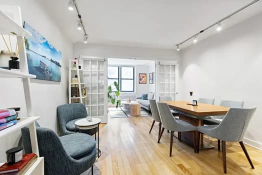 165 Christopher Street #LAA, Manhattan, NY 10014