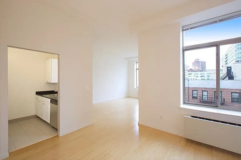 1955 1 Avenue #537, Manhattan, NY 10029 apartment_living_room 1