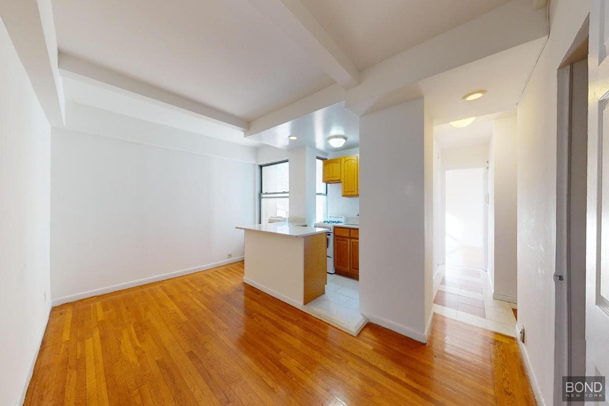 301 East 38 Street #8C, Manhattan, NY 10016 - Image 1
