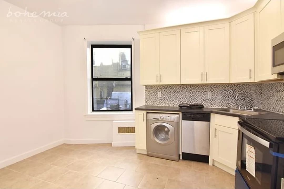 638 West 160 Street #1-G, Manhattan, NY 10032 1