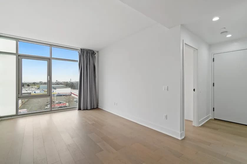50-11 Queens Boulevard #901, Queens, NY 11377 apartment_living_room 1