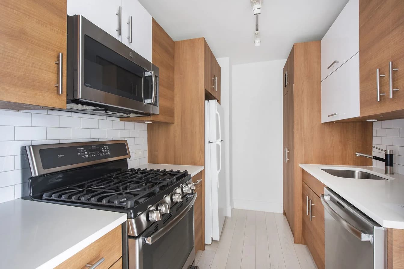 429 East 52 Street #32F, Manhattan, NY 10022 1