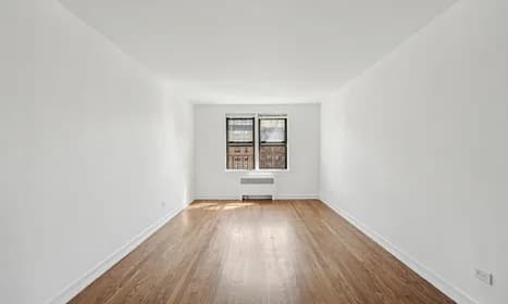 20-27 Seagirt Boulevard #02E, Queens, NY 11691