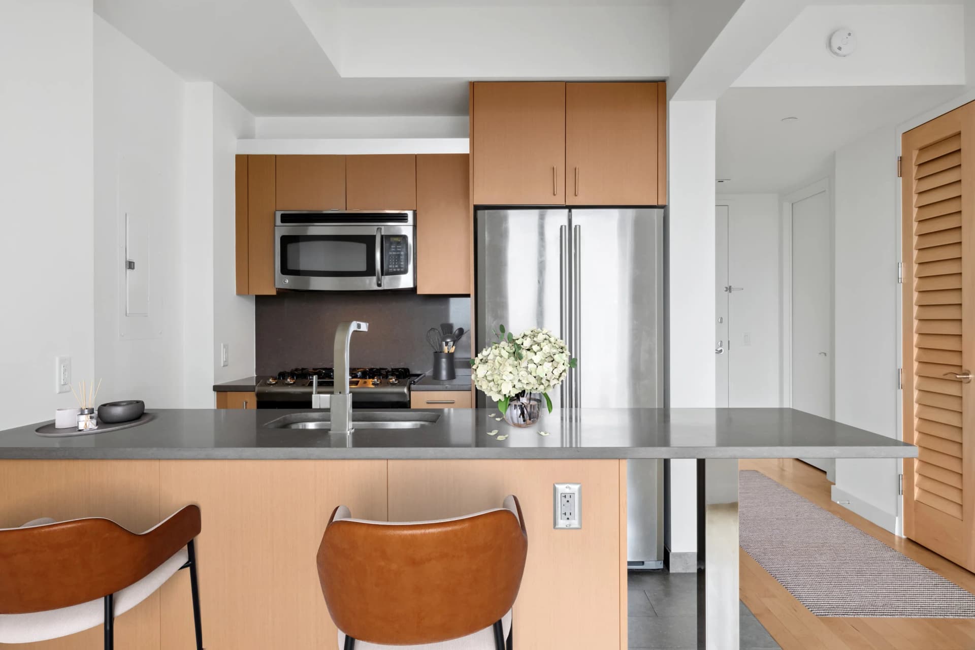 8 Spruce St #12U, New York, NY 10038 1