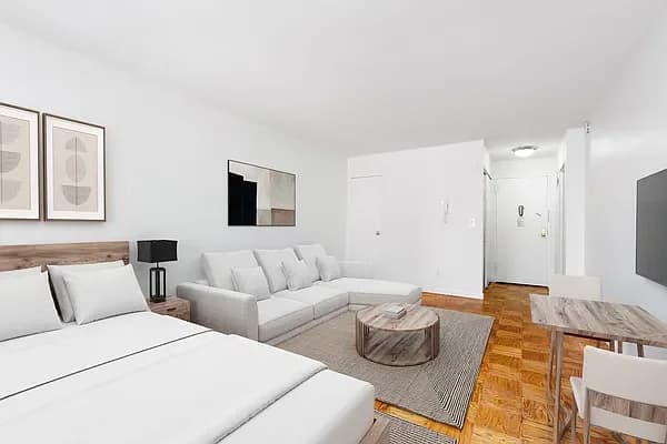 236 East 36 Street #3F, Manhattan, NY 10016 apartment_living_room 1