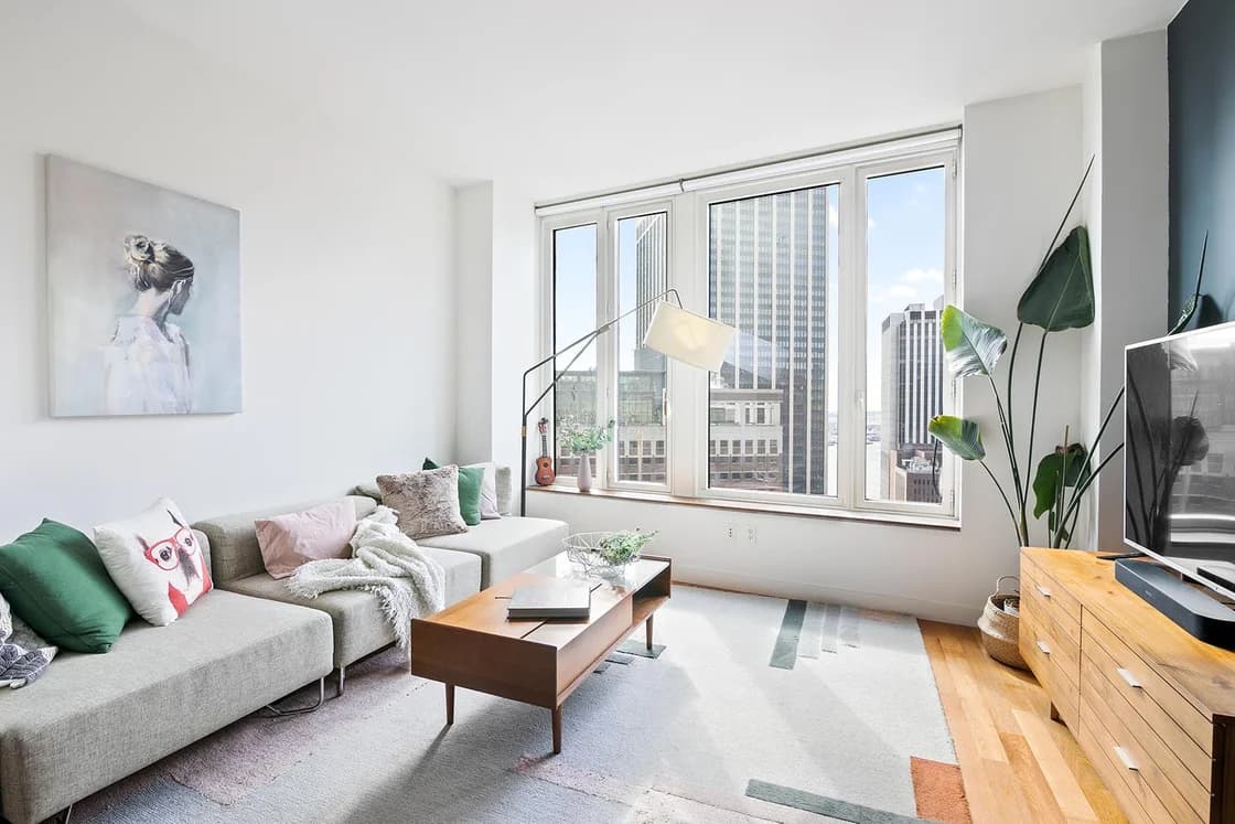 15 William Street #35-B, Manhattan, NY 10005 apartment_living_room 1