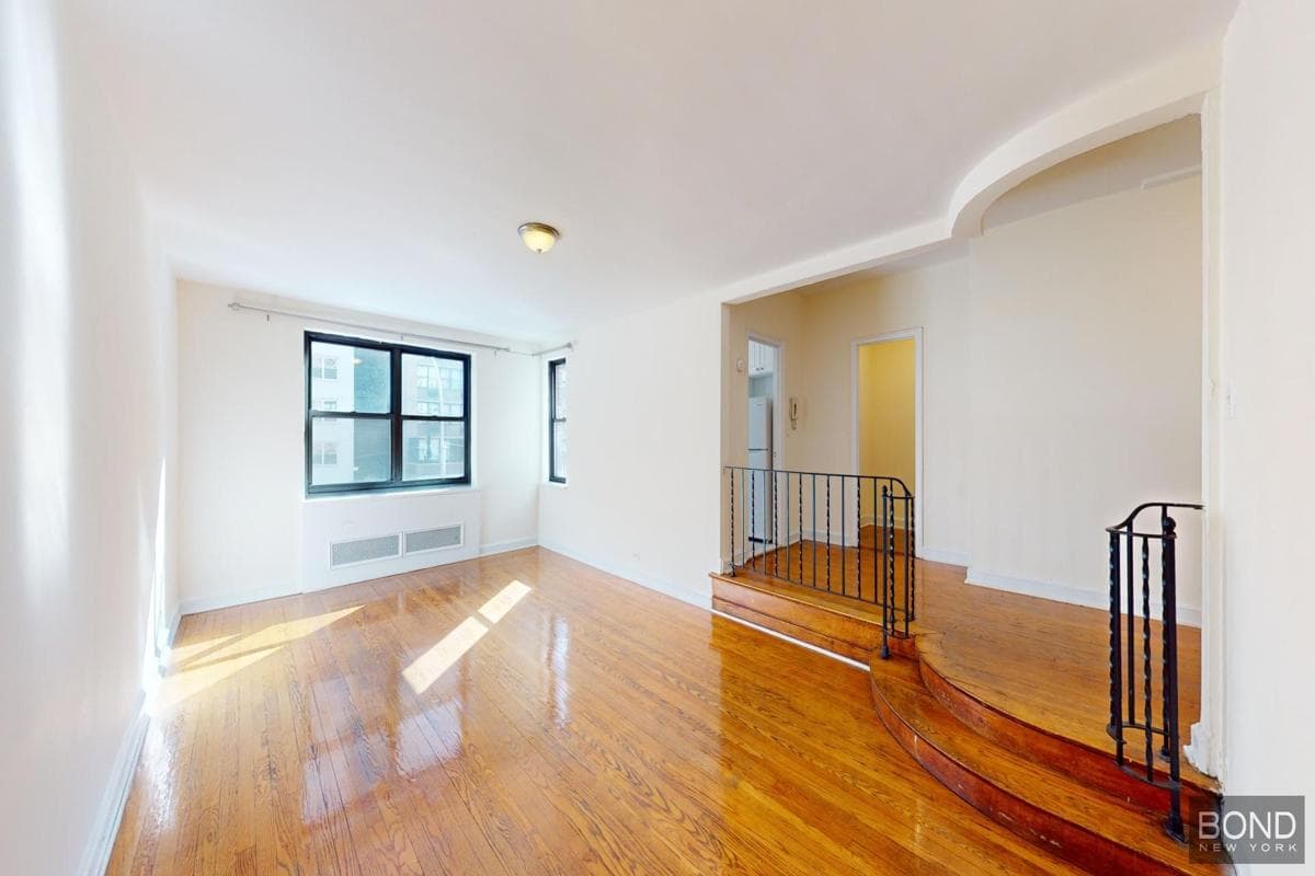 246 East 46 Street #4J, Manhattan, NY 10017 11