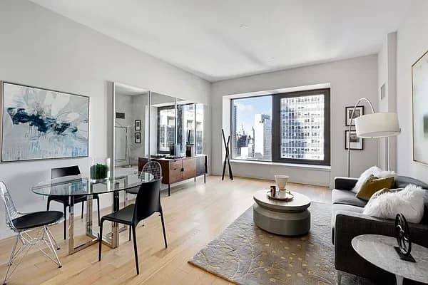 75 Wall Street #31-N, Manhattan, NY 10005 apartment_living_room 1