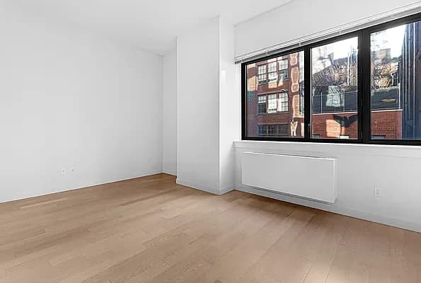 525 W 28Th St #253, Manhattan, NY 10001 apartment_living_room 1