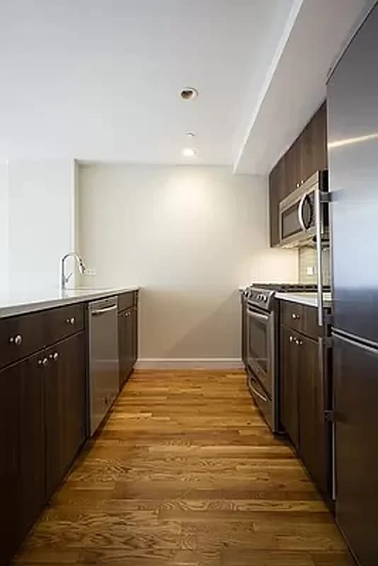 303 10 Ave #6H, Manhattan, NY 10001 apartment_kitchen 1