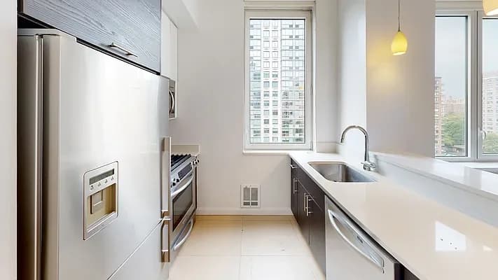795 Columbus Avenue #10K, Manhattan, NY 10025 apartment_kitchen 1
