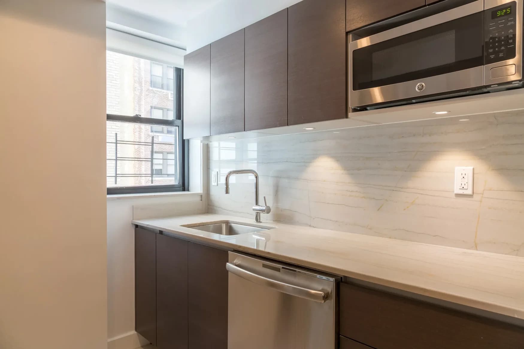 400 East 57 Street #007M, Manhattan, NY 10022 1