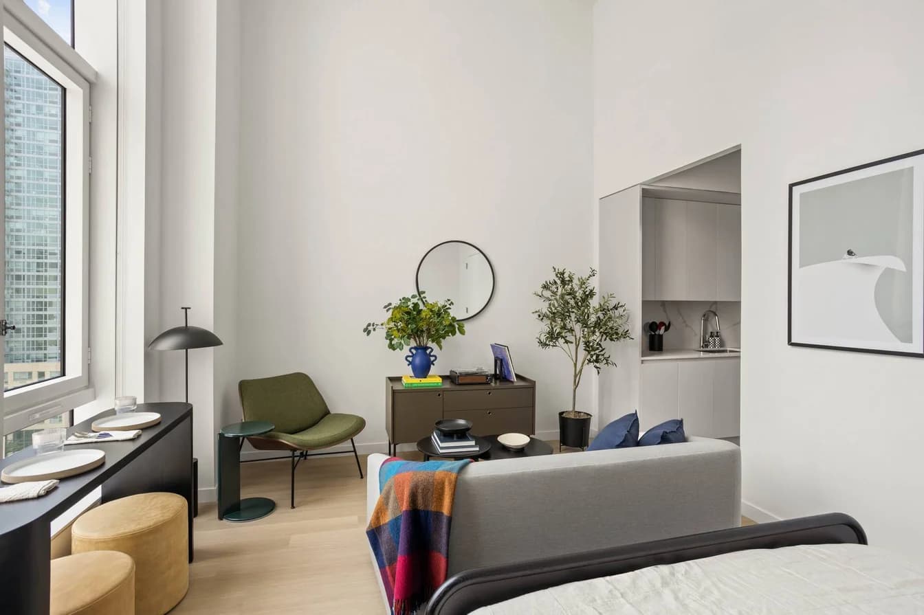 23-10 42 Road #PH1A, Queens, NY 11101 1