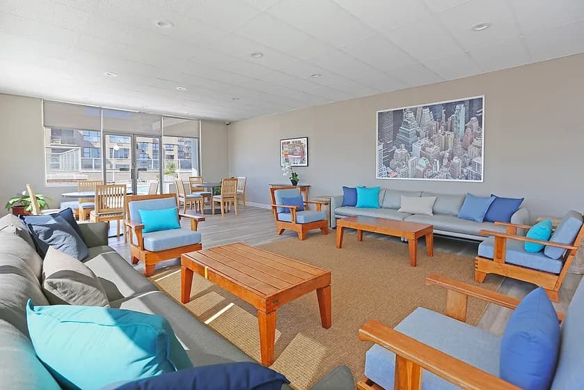 1385 York Avenue #29G, Manhattan, NY 10021 apartment_living_room 1