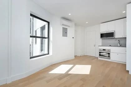 236 West 10 Street #7, Manhattan, NY 10014
