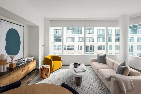 400 West 61 Street #0730, Manhattan, NY 10023 apartment_living_room 1