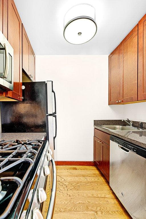 37-55 77 Street #6F, Queens, NY 11372