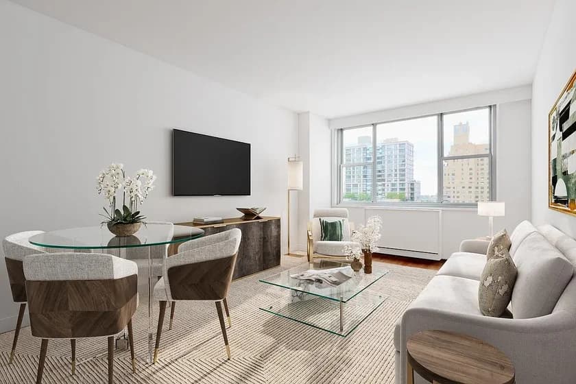 182 East 95 Street #8K, Manhattan, NY 10128 apartment_living_room 1