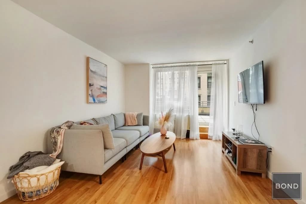 66 West 38 Street #5A, Manhattan, NY 10018 1