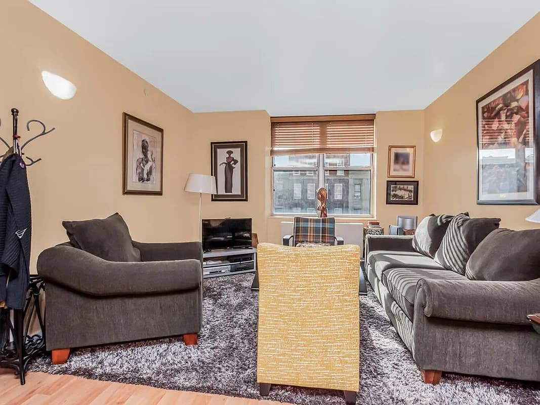 302 West 119 Street #9I, Manhattan, NY 10026 apartment_living_room 1