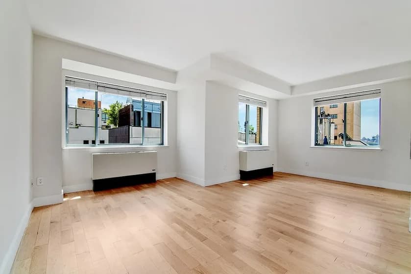 100 Jane St #PHN, Manhattan, NY 10014 apartment_living_room 1