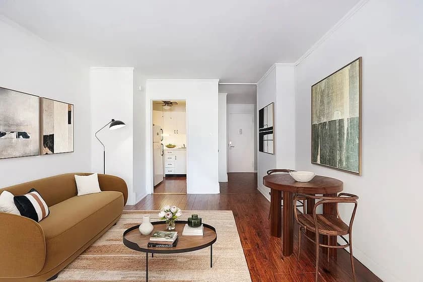 150 East 44 Street #49A, Manhattan, NY 10017 apartment_living_room 1