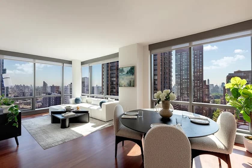 200 West 67 Street #8H, Manhattan, NY 10023 apartment_living_room 1
