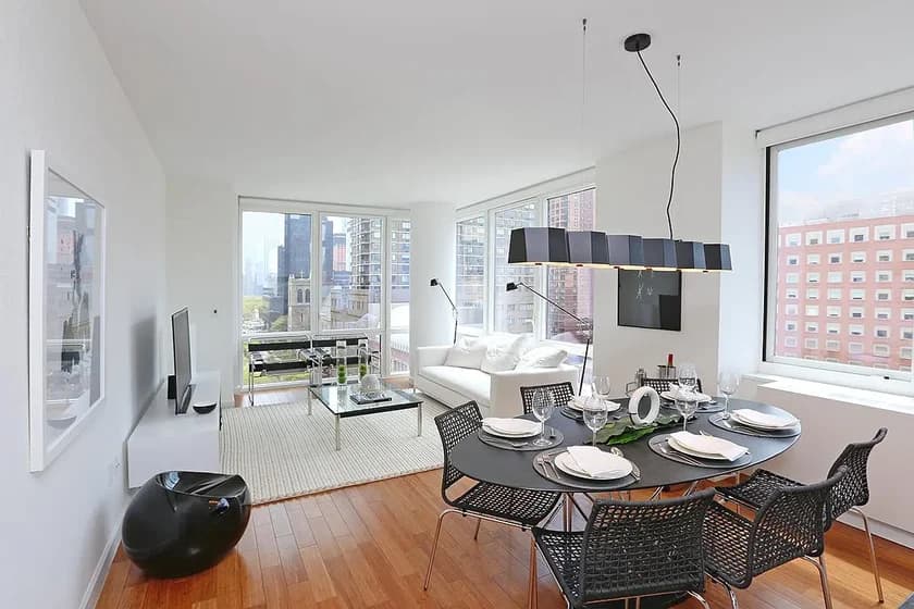 175 W 60 St #9C, Manhattan, NY 10023 apartment_living_room 1