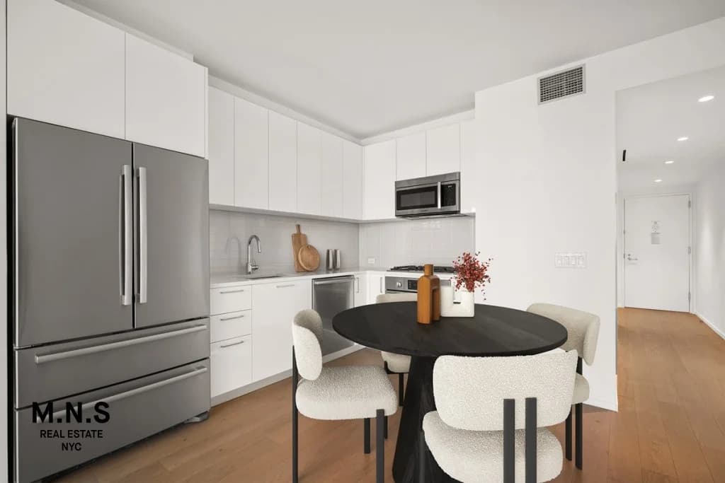 685 1 Ave #17H, Manhattan, NY 10016 1